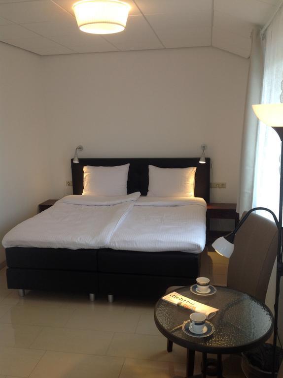 B&B Het Witte Huis Almere Luaran gambar