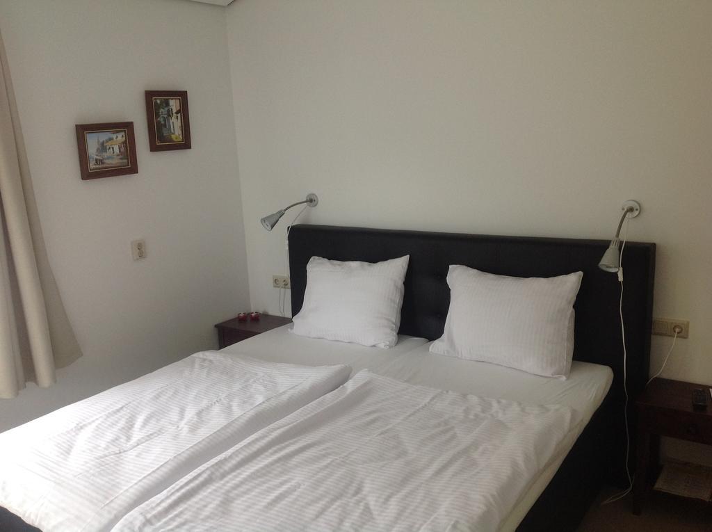 B&B Het Witte Huis Almere Luaran gambar