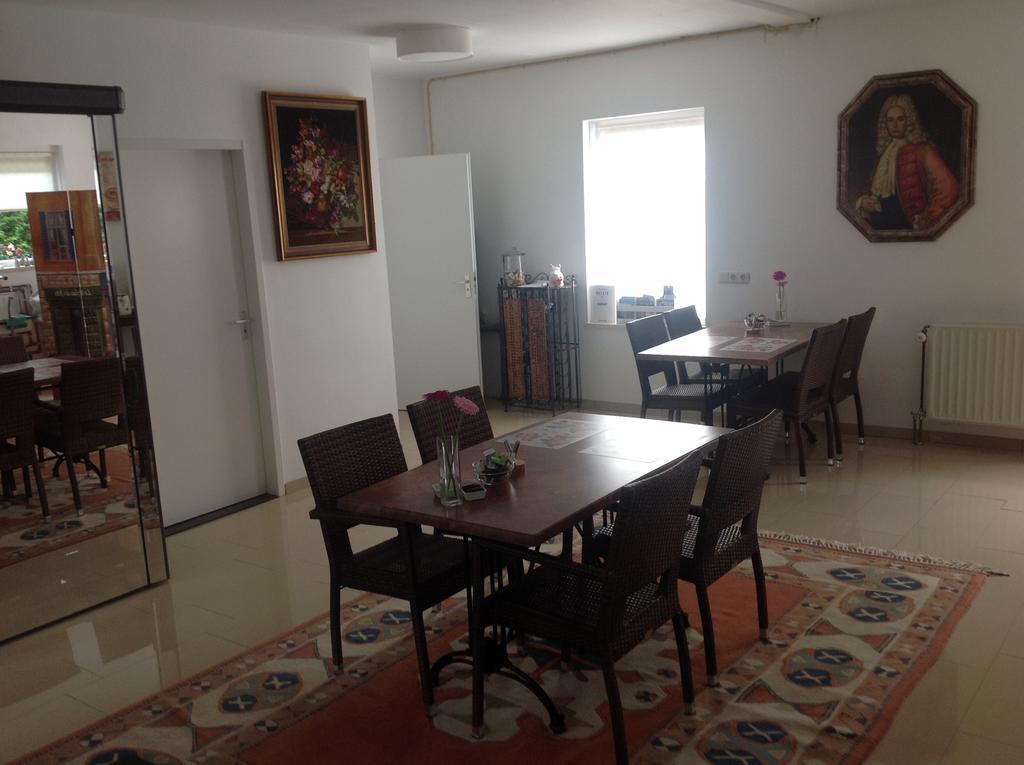 B&B Het Witte Huis Almere Luaran gambar
