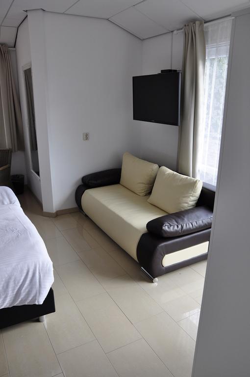 B&B Het Witte Huis Almere Luaran gambar